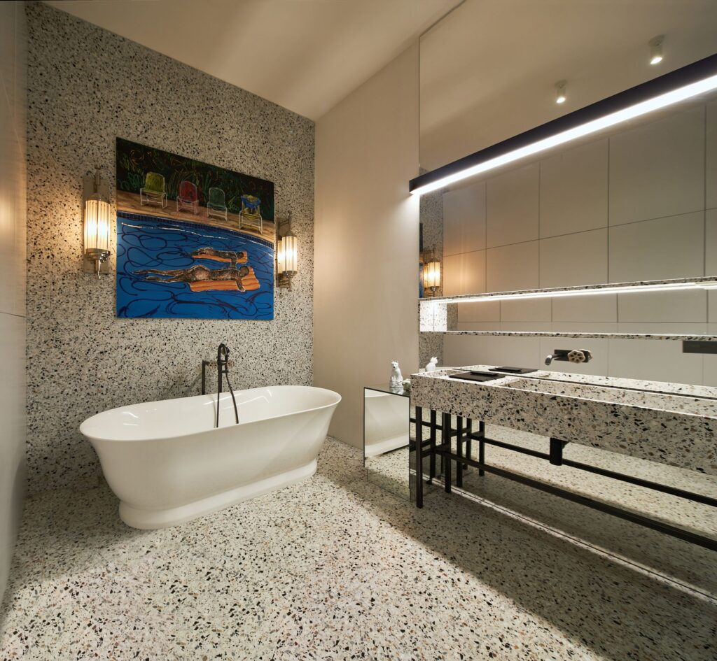 21-1024x945 Z charakterem i artystyczną nonszalancją. Zaglądamy do mieszkania autorstwa Joanny Kulczyńskiej.