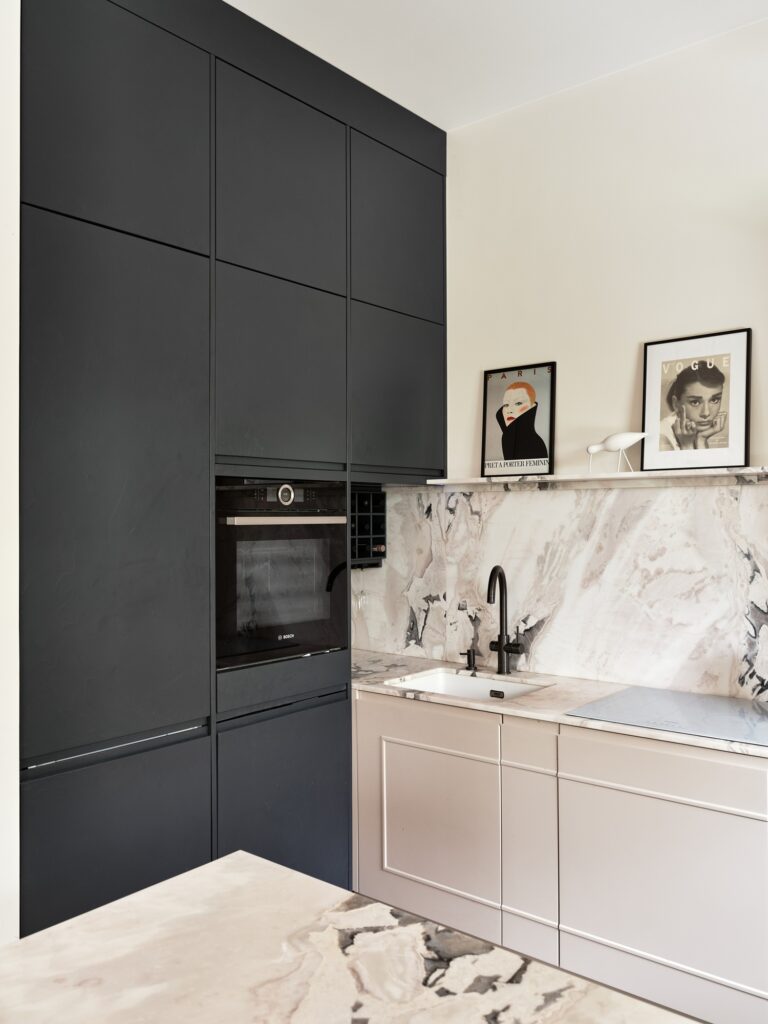 Archistory_Loft_Factory_fot.-Piotr-Gesicki-8-768x1024 Francuska elegancja i polski design! Warszawski apartament z prywatnym ogrodem