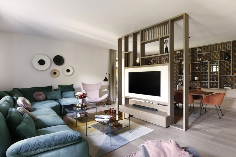 Drewno-i-miedz-z-granatowym-akcentem_ALSAL-WNETRZA_LUXRAD_Foto.Jakub-Dziedzic-WnetrzaKrakow.pl-3 Drewno i miedź z granatowym akcentem