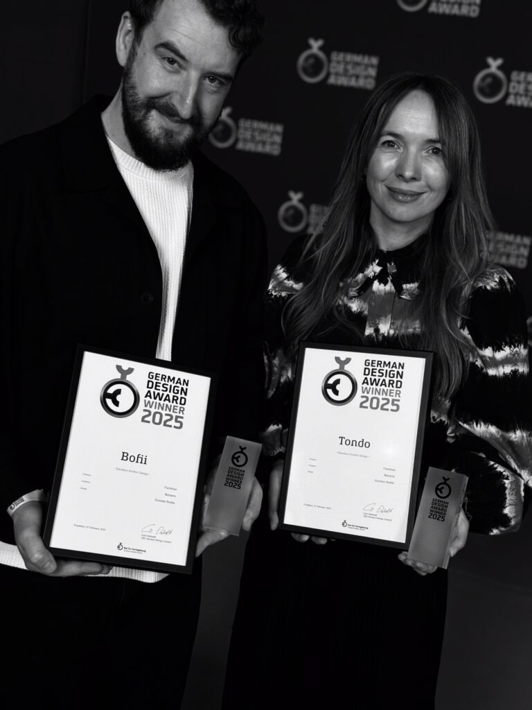 Gala-German-Design-Award-3-768x1024 Meble Bizzarto triumfują w German Design Award 2025