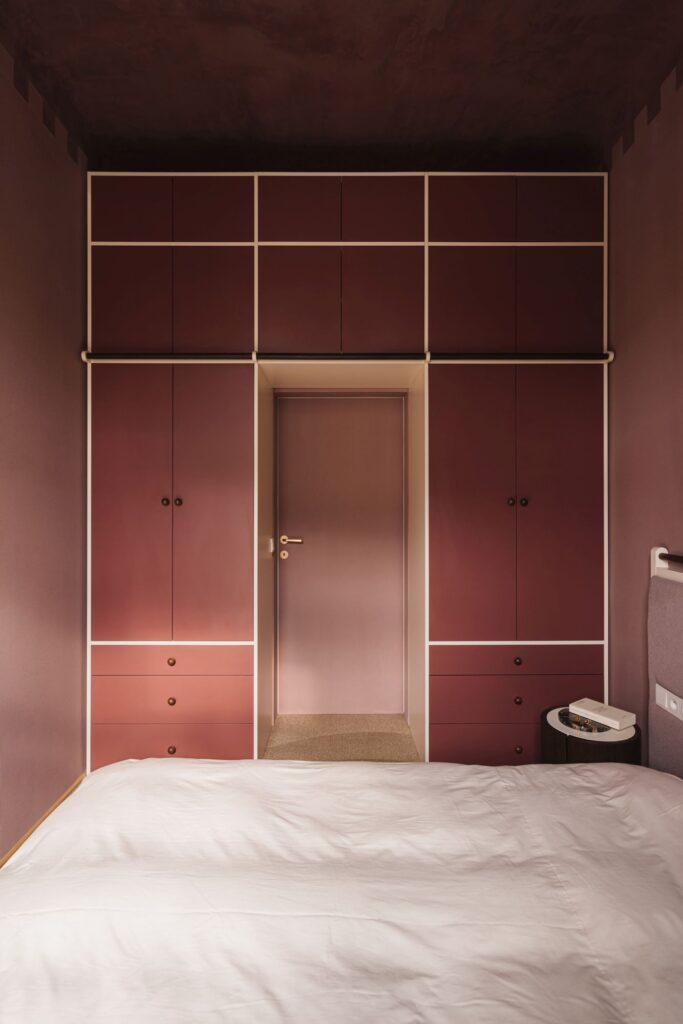 DSC08893-683x1024 Faktury, które budują emocje. Mokotowska kamienica w wersji high craft