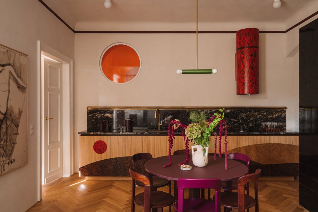 DSC08948-1024x683 Faktury, które budują emocje. Mokotowska kamienica w wersji high craft